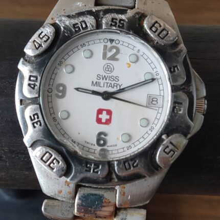 Authentic Swiss Military Quartz Date swiss made 6-578T Wristwatch for Men