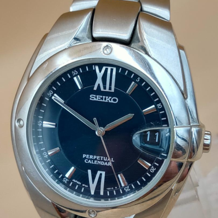 Seiko Perpetual Calendar 8F32-0010